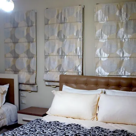 Korcacityrooms Boutique Hotell *