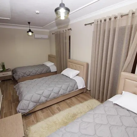 Korcacityrooms Boutique Hotell *